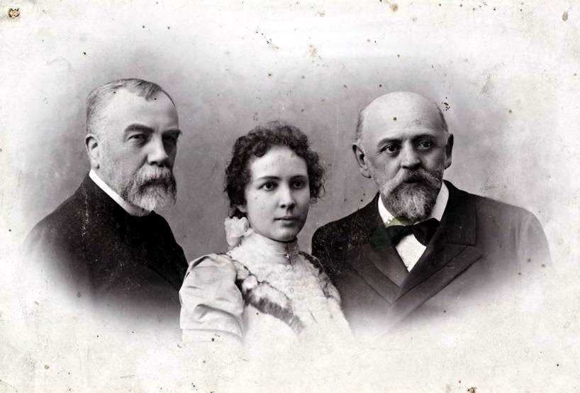 Слева направо: В.Д. Поленов, Е.Я. Цветкова, С.И. Мамонтов. 1899 г. 