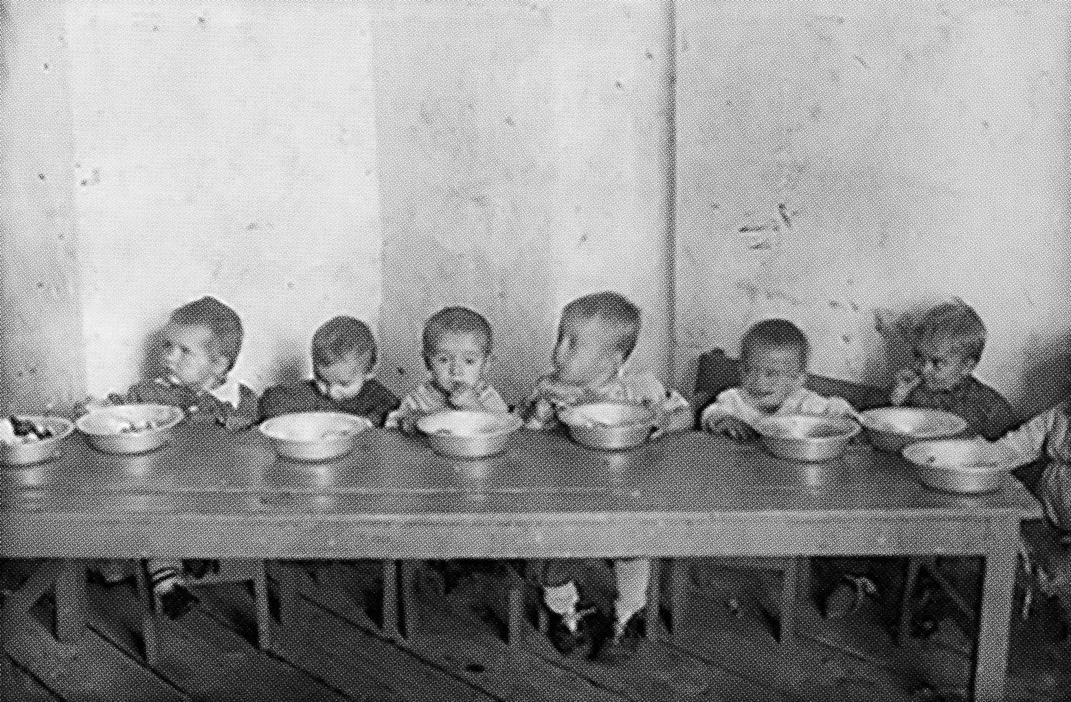 Фотография из фотоальбома «Ягринский исправительно-трудовой лагерь». 1946 г. Из фондов ГА РФ