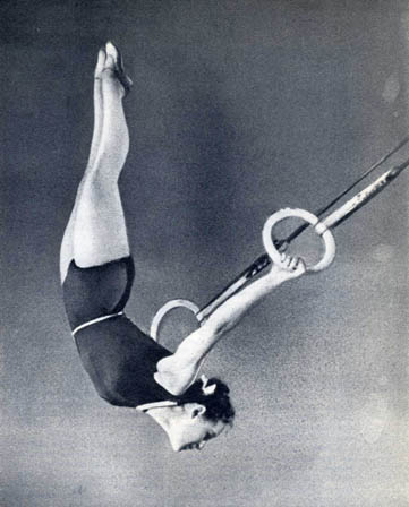 Галина Урбанович, чемпионка XV Олимпийских игр 1952 г. в Хельсинки. Золото, спортивная гимнастика, женщины, командное соревнование