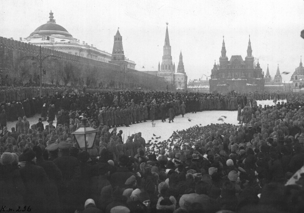 Присяга войск Временному правительству на Красной площади. Москва, март 1917 г.