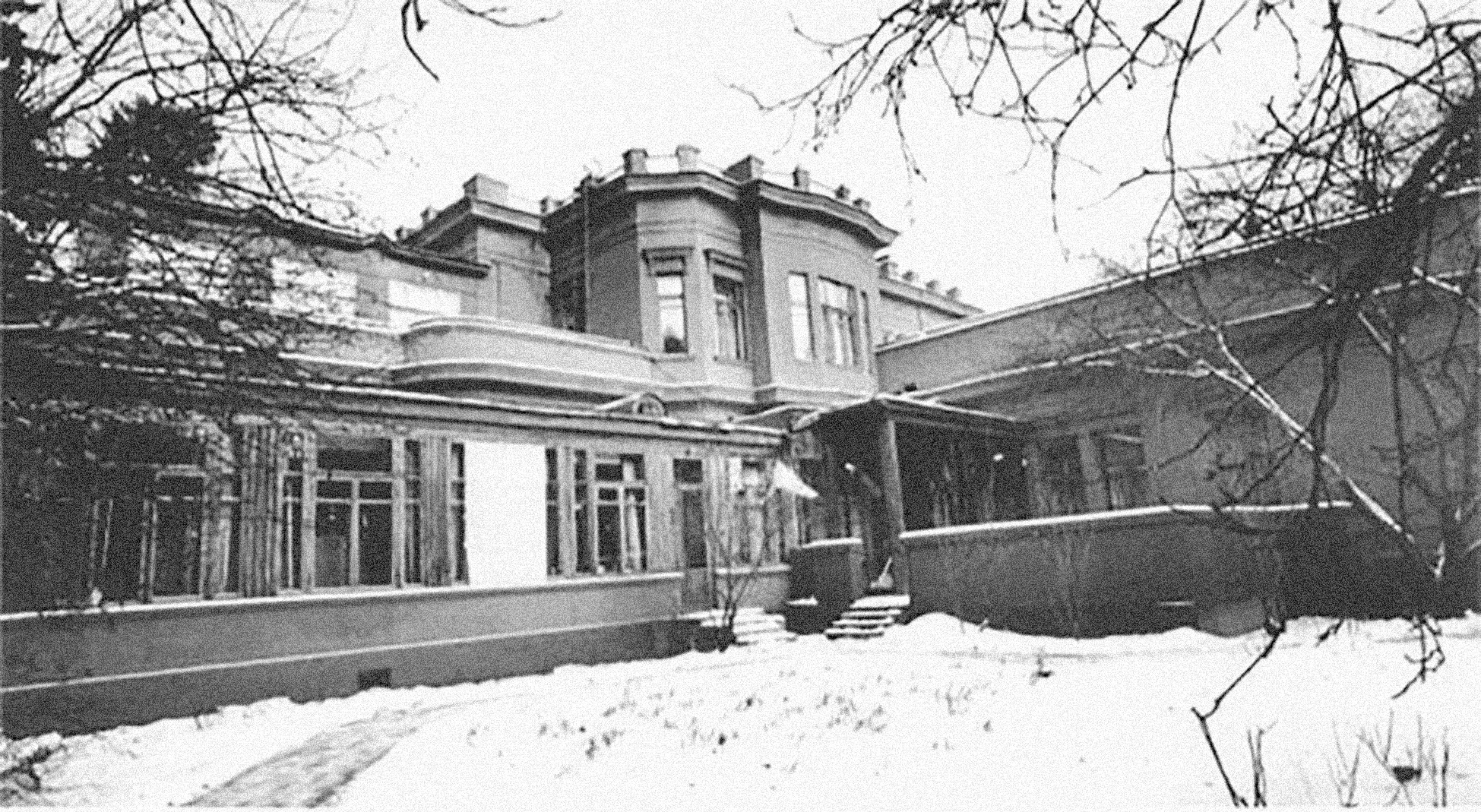 Ближняя дача Сталина. Внутренний двор. Кунцево. 1952 г.