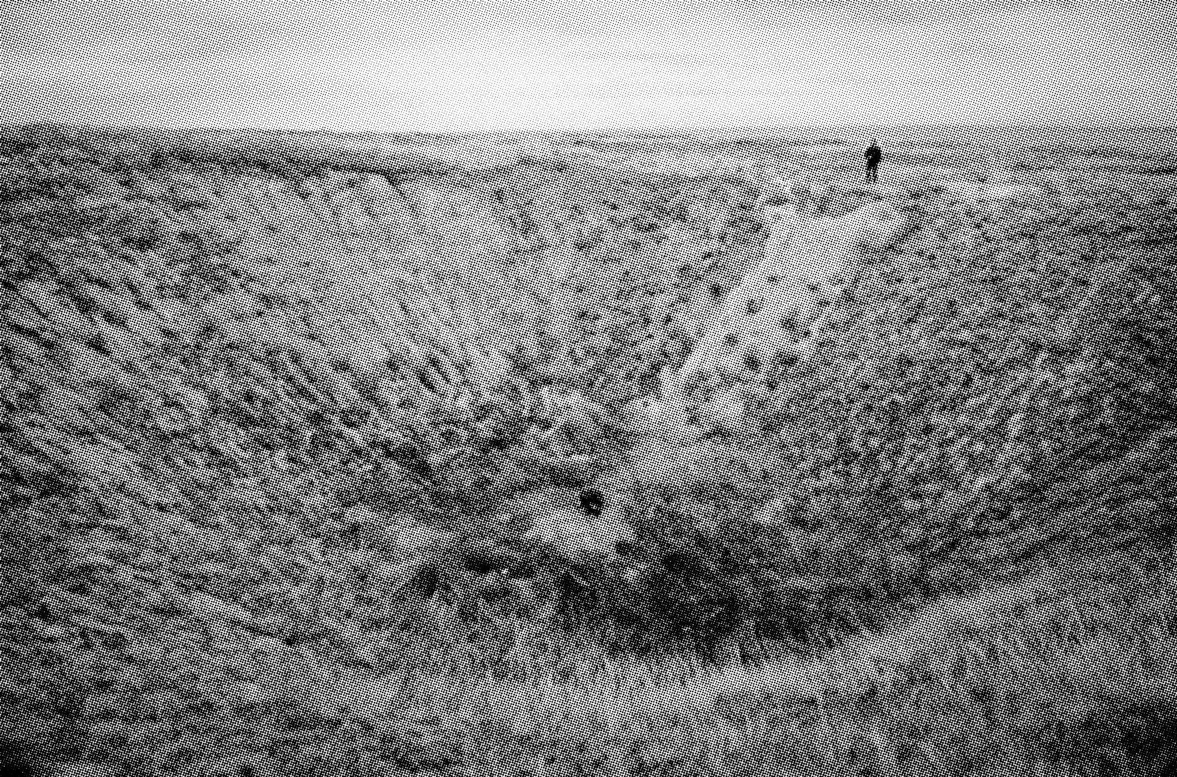 Один из кратеров, образованных взрывами на Семипалатинском испытательном ядерном полигоне. Казахстан, 1950-е гг.