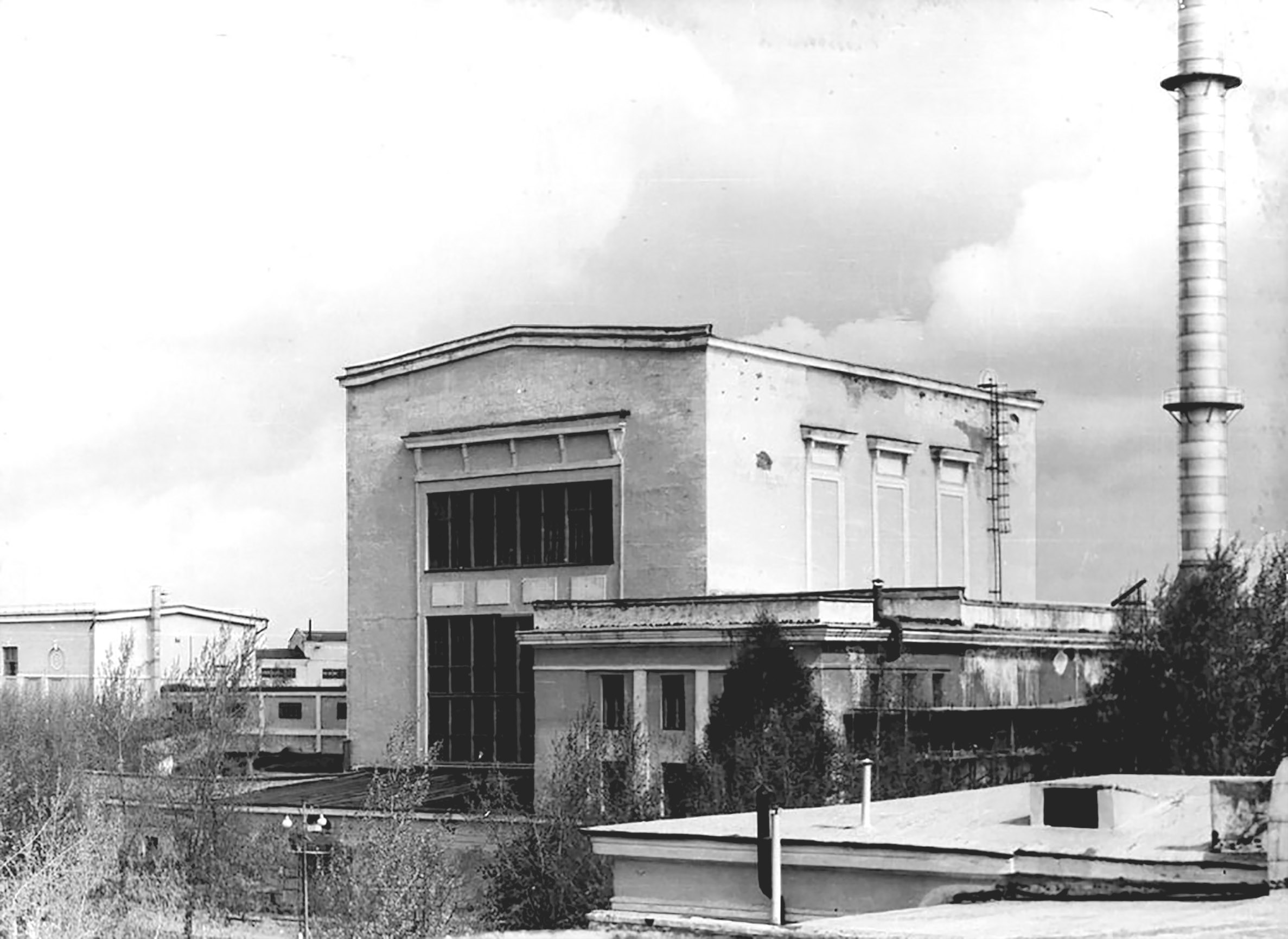 Здание первого советского промышленного ядерного реактора А-1. Челябинск-40, 1948 г. 